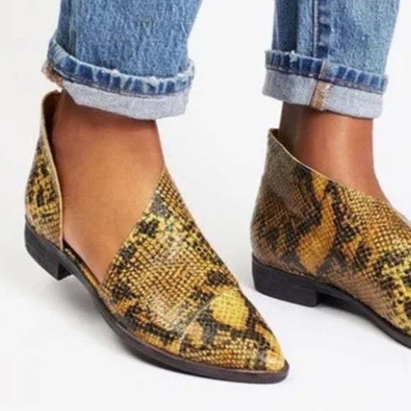 Free People Shoes - FREE PEOPLE Snake Embossed Royale Leather Flats